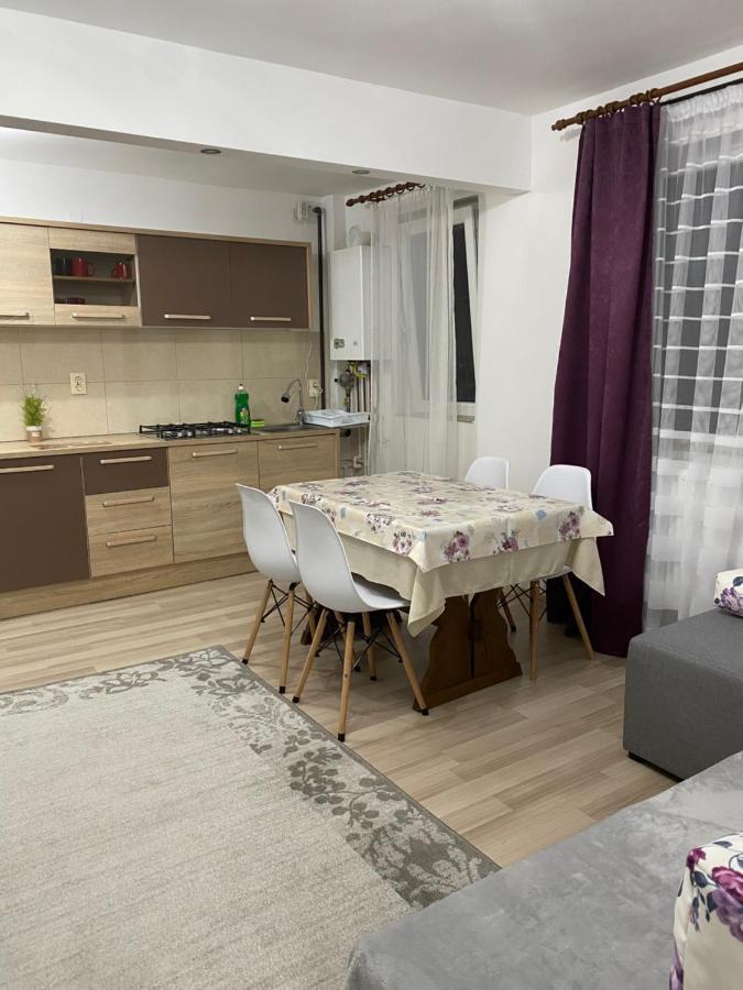 5 Residence Apartment คาฟนิค ภายนอก รูปภาพ