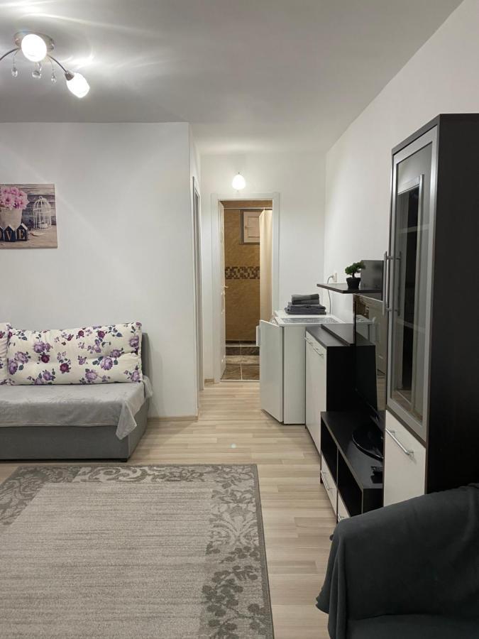 5 Residence Apartment คาฟนิค ภายนอก รูปภาพ
